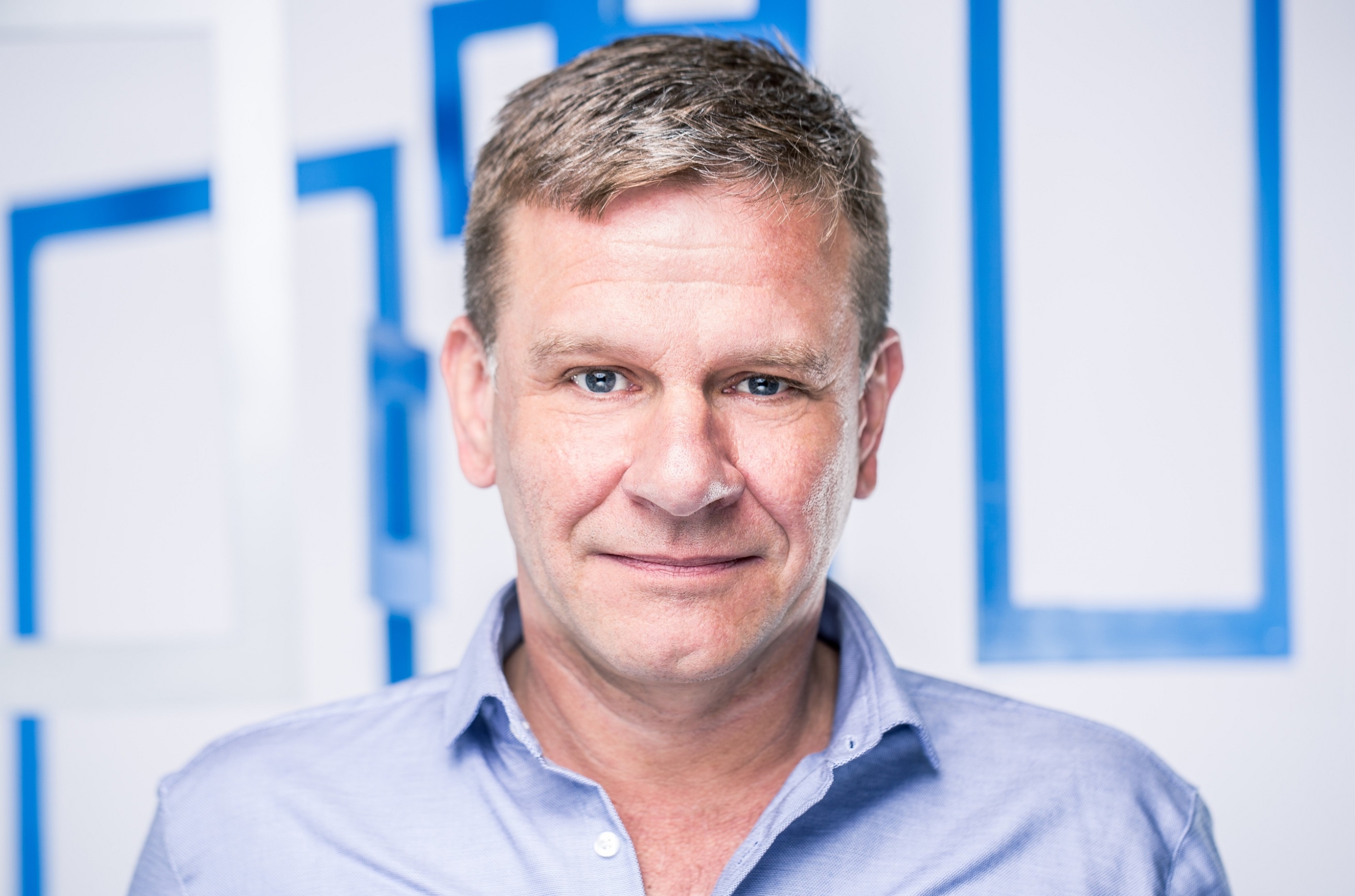 Portraitfoto von Björn Upadek, Geschäftsführer von Deichblick