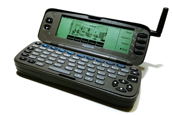 Der aufgeklappte Nokia 9000 Communicator
