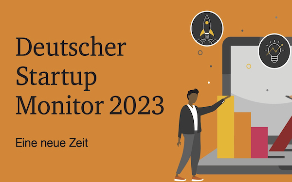 Illustration einer Person neben einem Laptop, auf dem Graphen gezeigt werden. Daneben de Text: DEutscher Startup Monitor 2023. Eine neue Zeit.